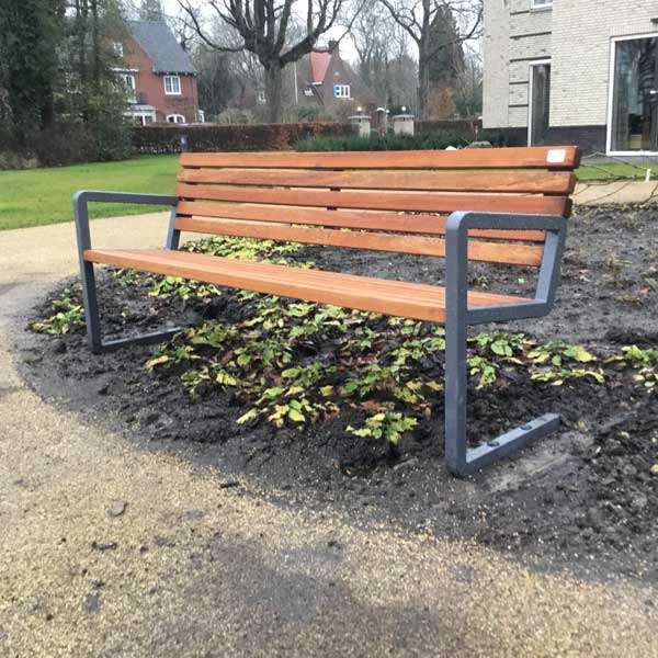 Stadtmobiliar | Parkbänke | FalcoNine Außenbank mit Rückenlehne, Holz | image #3 |  